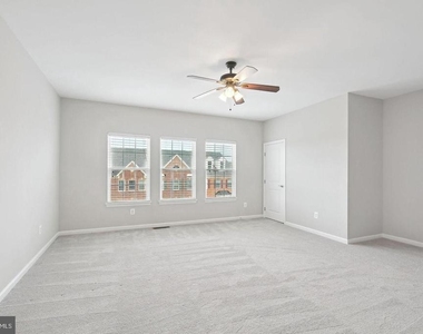 21648 Romans Drive - Photo Thumbnail 6