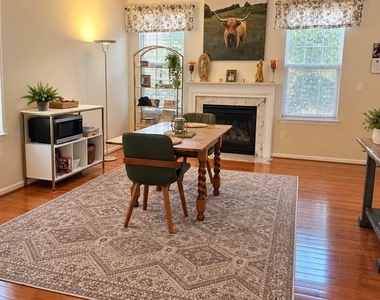 25508 Crossfield Drive - Photo Thumbnail 5