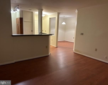 12919 Alton Square - Photo Thumbnail 12
