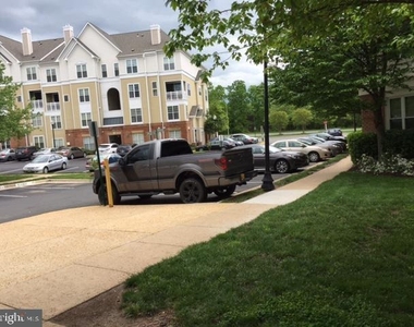 12919 Alton Square - Photo Thumbnail 11