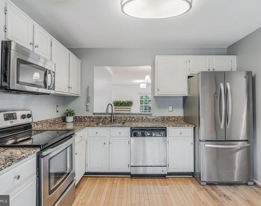 13915 Gunners Place - Photo Thumbnail 15