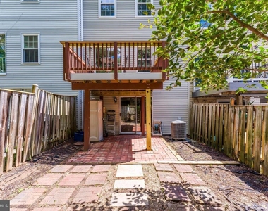 13915 Gunners Place - Photo Thumbnail 31