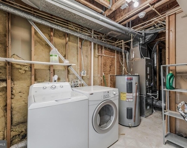 13915 Gunners Place - Photo Thumbnail 7