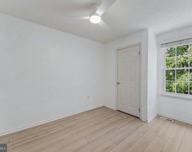 13915 Gunners Place - Photo Thumbnail 24