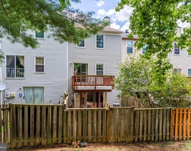 13915 Gunners Place - Photo Thumbnail 32