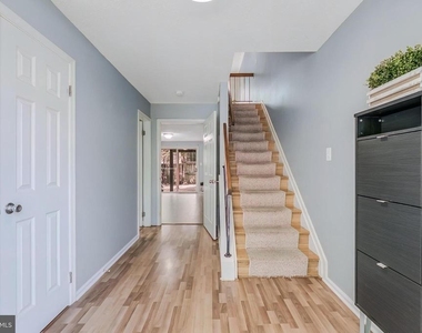 13915 Gunners Place - Photo Thumbnail 8