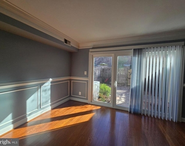8363 Dunham Court - Photo Thumbnail 5