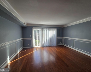 8363 Dunham Court - Photo Thumbnail 4