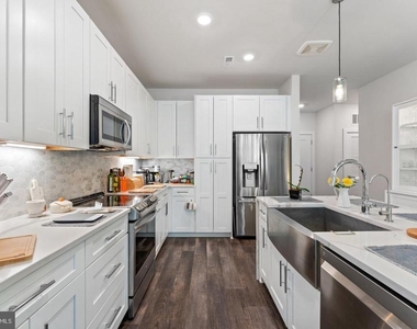 1761 Old Meadow Road - Photo Thumbnail 4