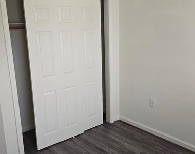 14610 Indian Summer Court - Photo Thumbnail 13