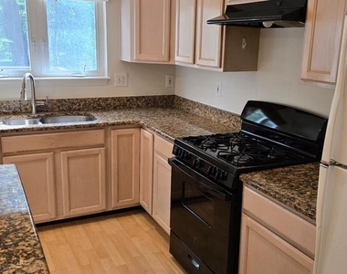 14610 Indian Summer Court - Photo Thumbnail 9