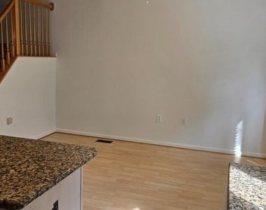 14610 Indian Summer Court - Photo Thumbnail 10