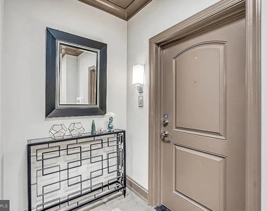 13723 Neil Armstrong Avenue - Photo Thumbnail 28