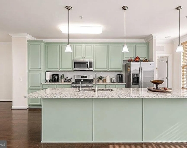 13723 Neil Armstrong Avenue - Photo Thumbnail 2