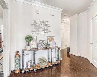 13723 Neil Armstrong Avenue - Photo Thumbnail 23