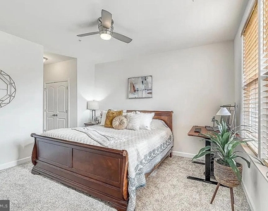 13723 Neil Armstrong Avenue - Photo Thumbnail 25