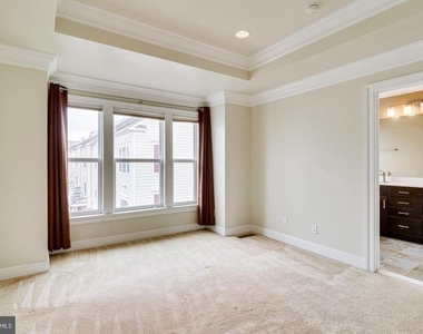 9548 Canonbury Square - Photo Thumbnail 19