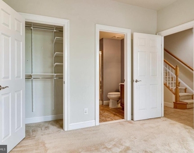9548 Canonbury Square - Photo Thumbnail 33