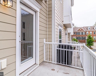 9548 Canonbury Square - Photo Thumbnail 34