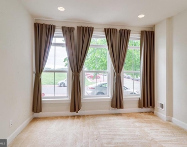 9548 Canonbury Square - Photo Thumbnail 32