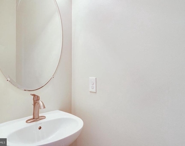 9548 Canonbury Square - Photo Thumbnail 17