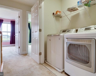 9548 Canonbury Square - Photo Thumbnail 25