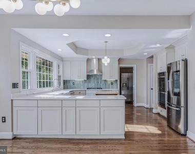 615 Nalls Farm Way - Photo Thumbnail 18