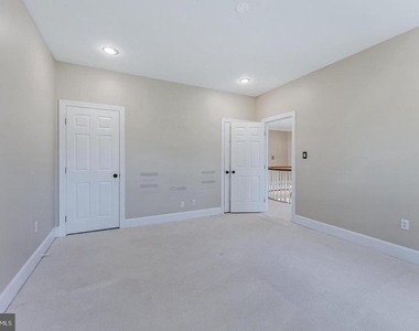 615 Nalls Farm Way - Photo Thumbnail 33