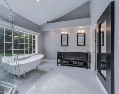 615 Nalls Farm Way - Photo Thumbnail 40