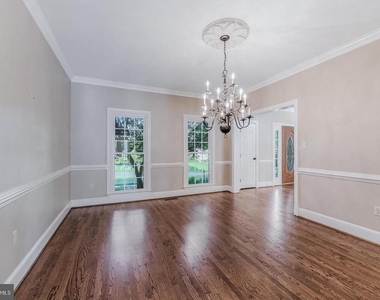 615 Nalls Farm Way - Photo Thumbnail 28