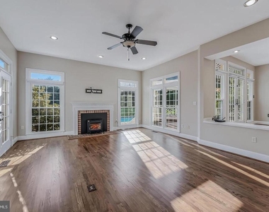 615 Nalls Farm Way - Photo Thumbnail 13
