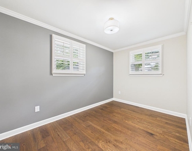 9201 Cherrytree Drive - Photo Thumbnail 30