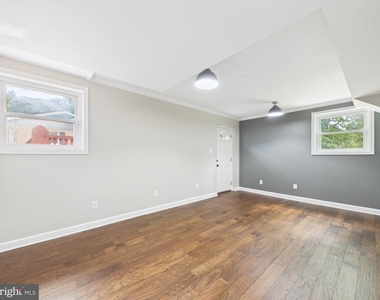 9201 Cherrytree Drive - Photo Thumbnail 31