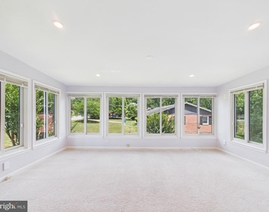 9201 Cherrytree Drive - Photo Thumbnail 13
