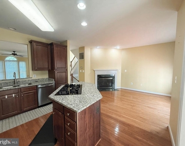 4228 Lower Park Drive - Photo Thumbnail 12