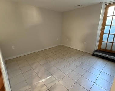 7124 Quincy Avenue - Photo Thumbnail 8