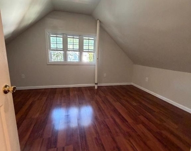7124 Quincy Avenue - Photo Thumbnail 5