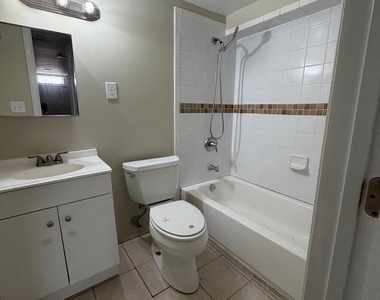 7124 Quincy Avenue - Photo Thumbnail 11
