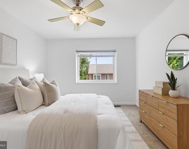 6822 Perry Penney Drive - Photo Thumbnail 28