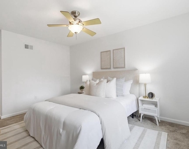 6822 Perry Penney Drive - Photo Thumbnail 29