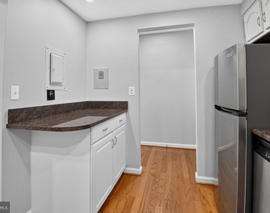 7621 Tremayne Place - Photo Thumbnail 3