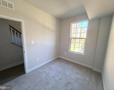 13907 Airfoil Road - Photo Thumbnail 18