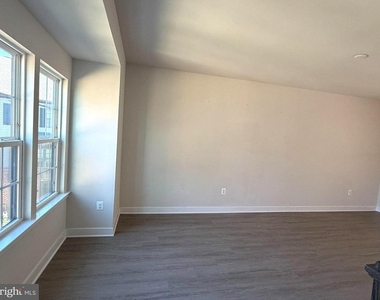 13907 Airfoil Road - Photo Thumbnail 3