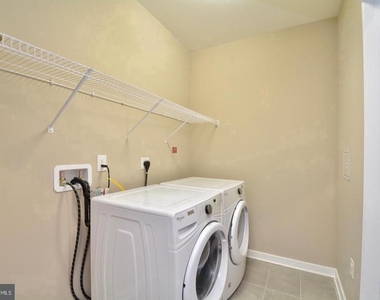 3989 Norton Place - Photo Thumbnail 29