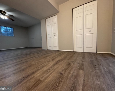 410 Woodlyn Drive - Photo Thumbnail 28