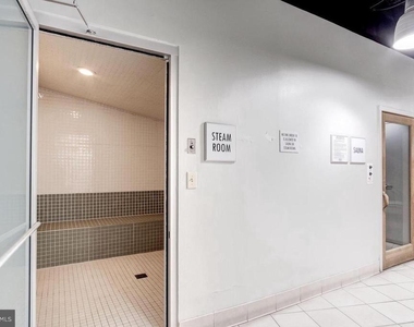 1021 Arlington Boulevard - Photo Thumbnail 14
