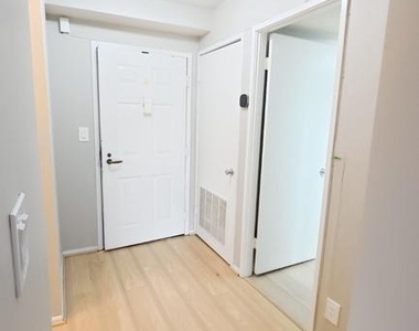 1600 N Oak Street - Photo Thumbnail 17