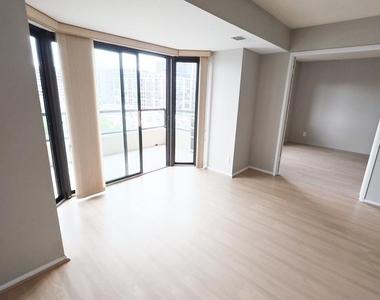1600 N Oak Street - Photo Thumbnail 14