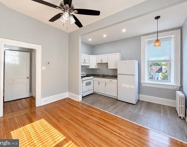 146 Sumac Street - Photo Thumbnail 2