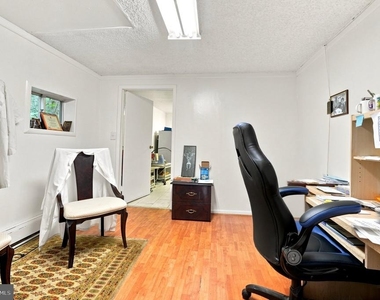 2919 22nd Street - Photo Thumbnail 8